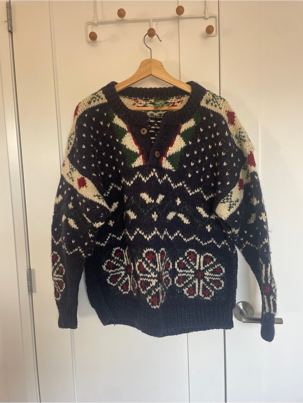 Vintage Hand Knit Wool Women’s Sweater